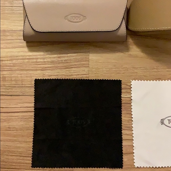 Tods Eyewear Case (ea) - Picture 3 of 6